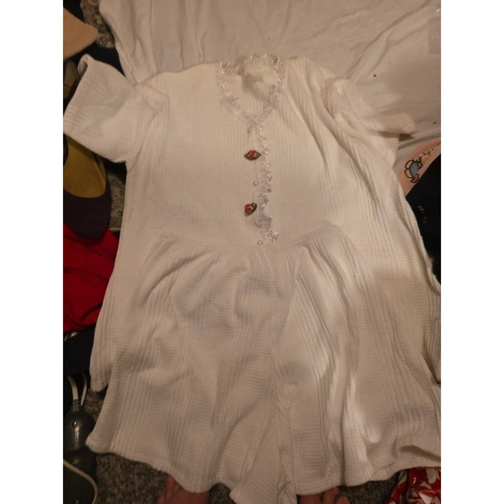 Unbraded PJ Set. Satin Top And Shorts. Size M. Cozy,‎ Sexy, Vintage.